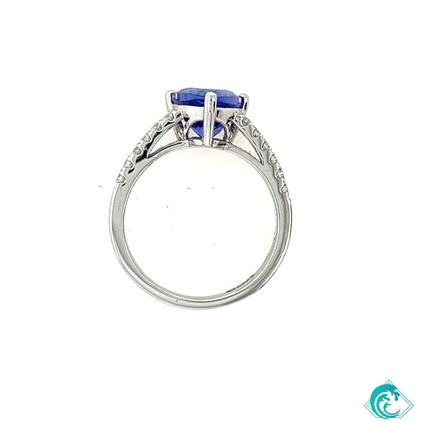 18KW Tanzanite Trillion Ring