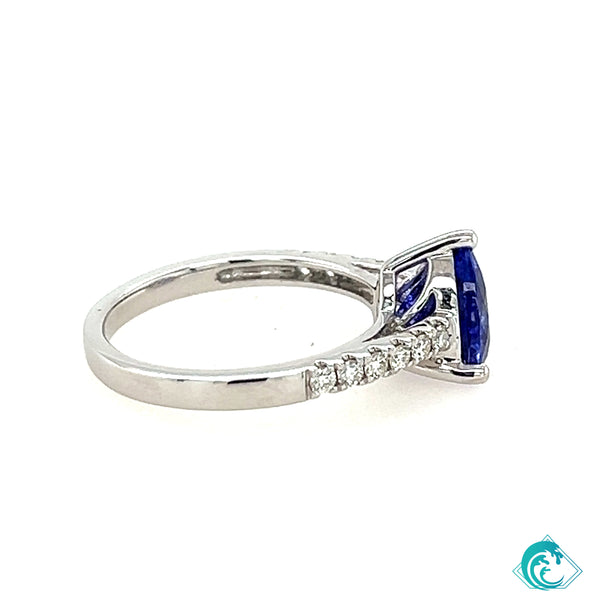 18KW Tanzanite Trillion Ring