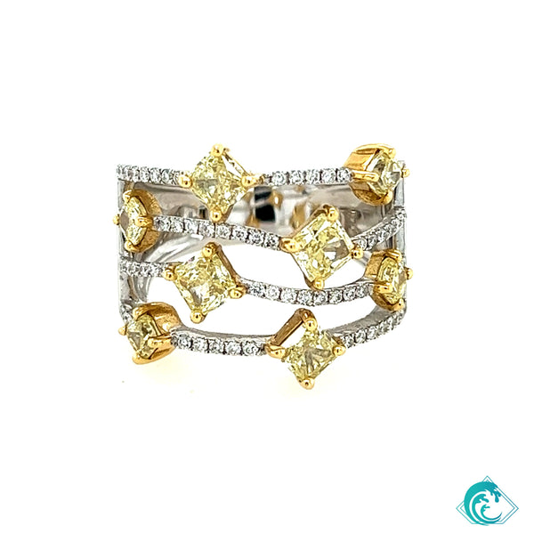 18KWY Yellow Radiant Diamond Wave Ring