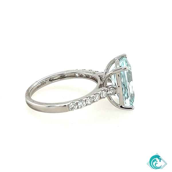 18KW Radiant Cut Aquamarine Diamond Ring