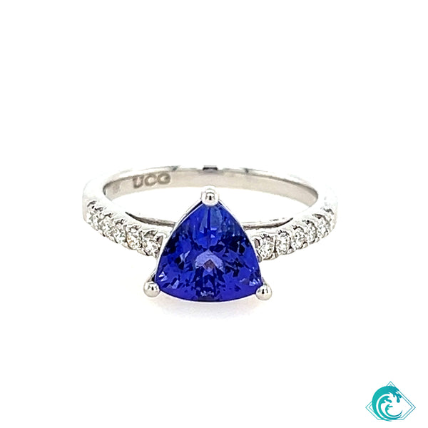 18KW Tanzanite Trillion Ring