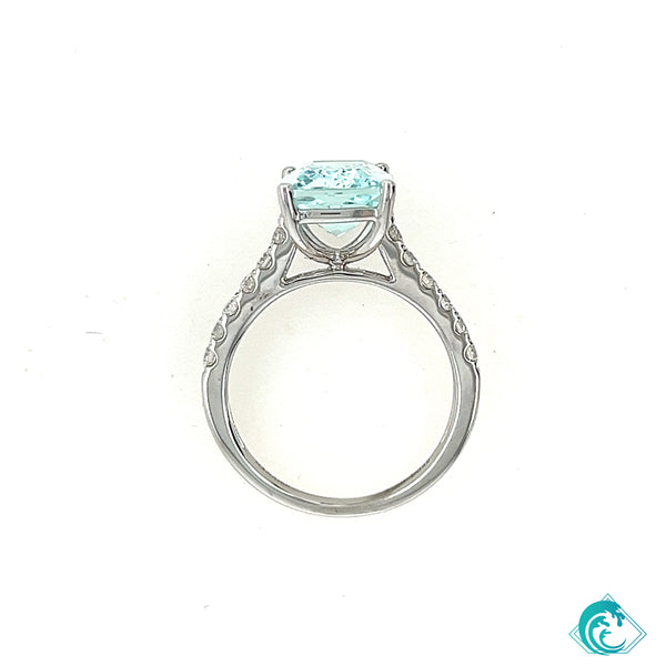 18KW Radiant Cut Aquamarine Diamond Ring