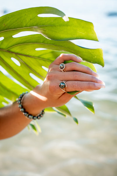 18KY Tahitian Pearl Halo Ring