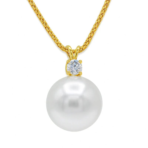 18KY White Australian South Sea Pearl Diana Pendant