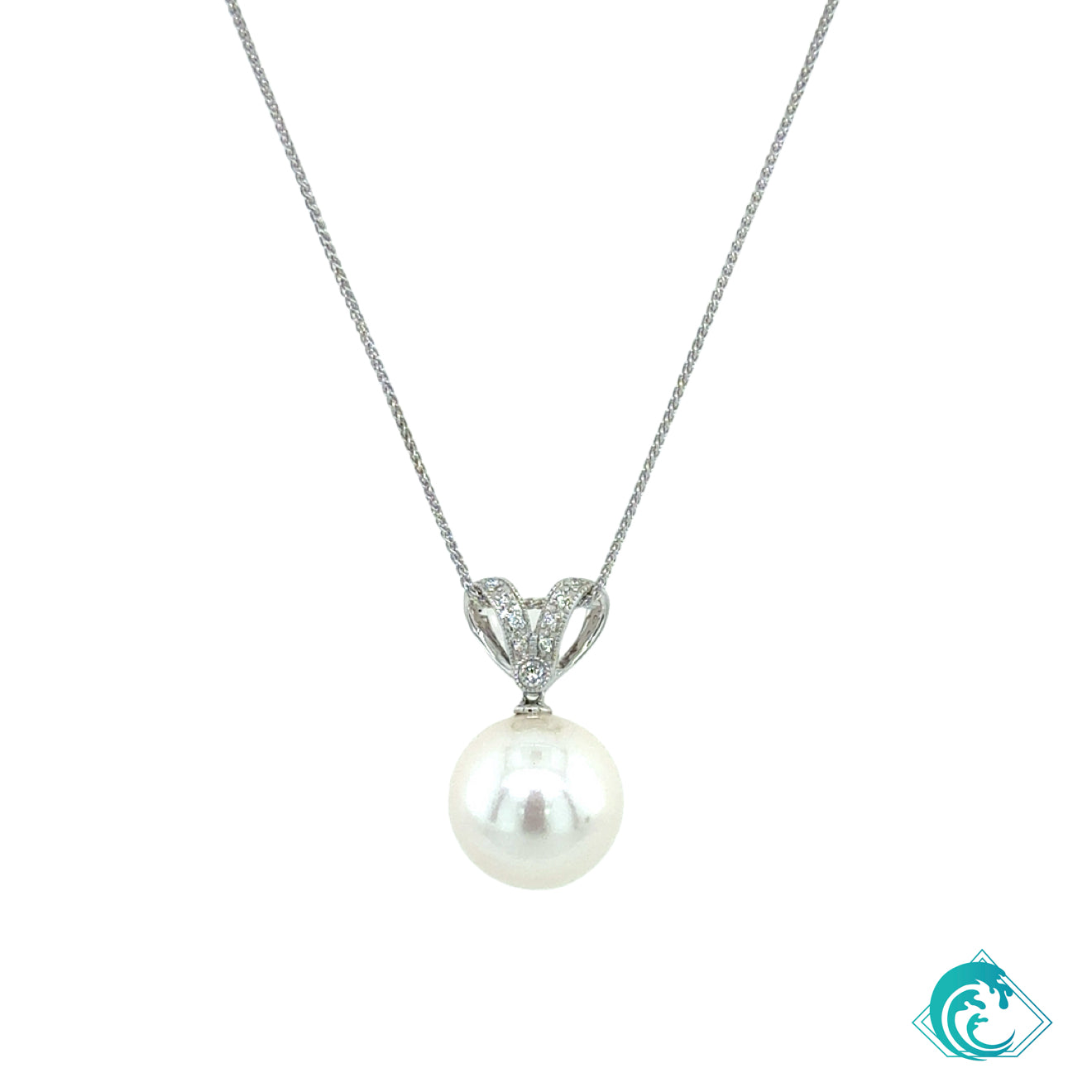 14KW Freshwater White Pearl Pendant