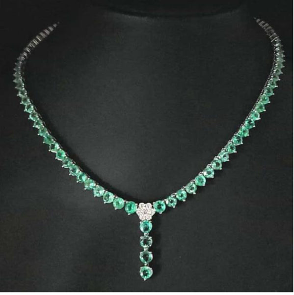 18KW Queen Camilla Emerald Diamond Necklace