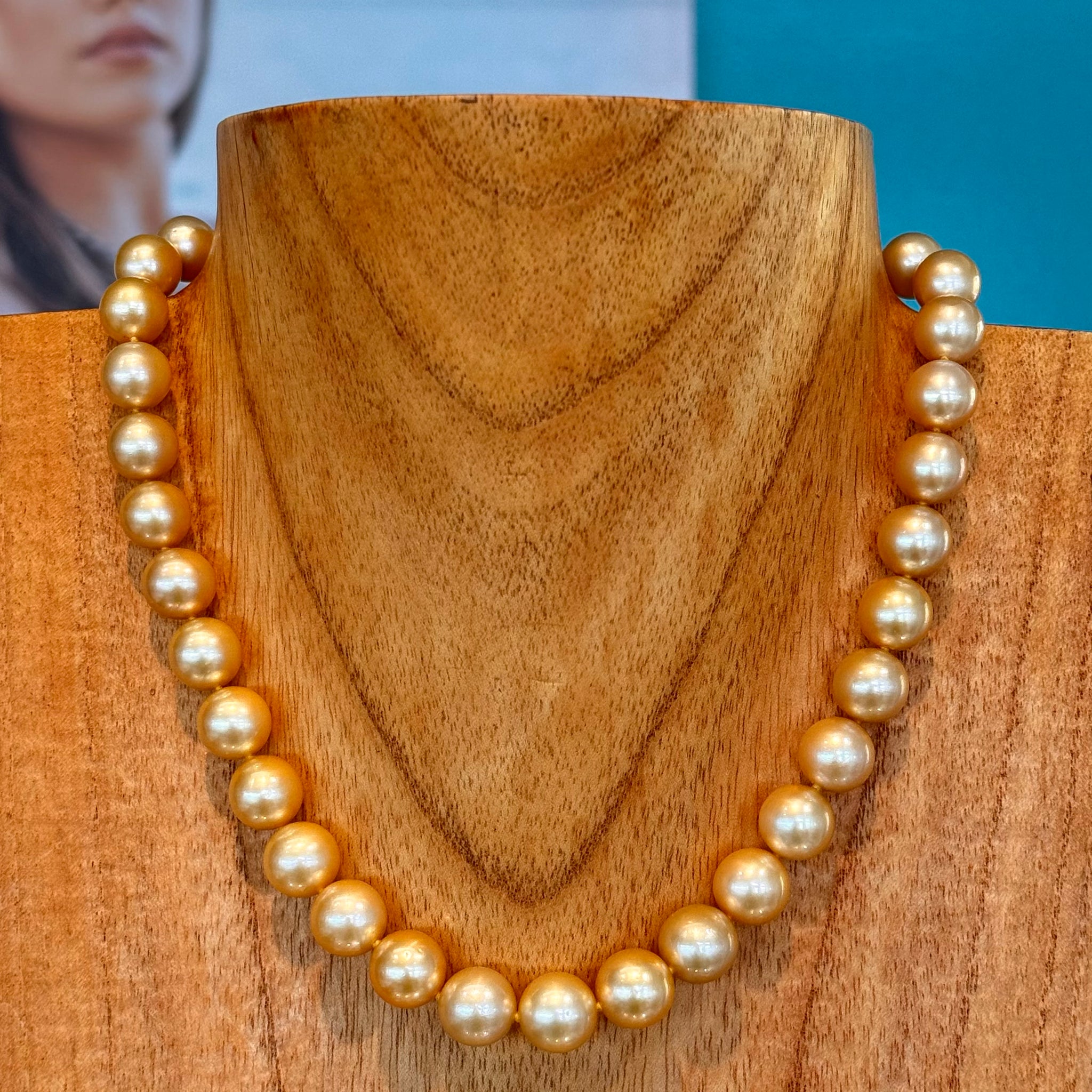 14KY Golden Indonesian South Sea Pearl Ina Strand