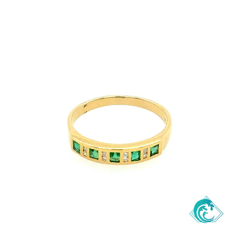 14KY Zambian Emerald and Diamond Band