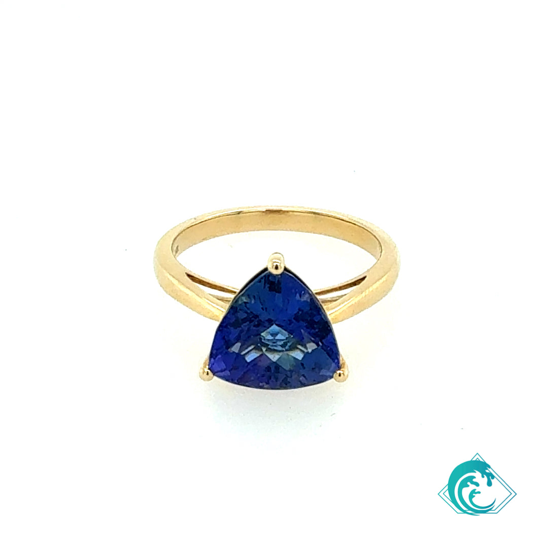 14KY Tanzanite Trillion Ring