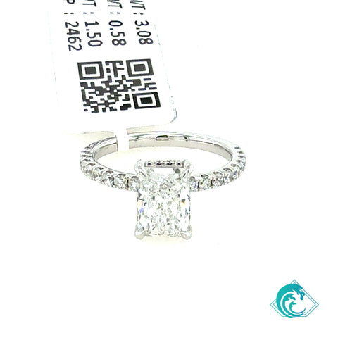 14KW Sustainable Radiant Diamond Ring
