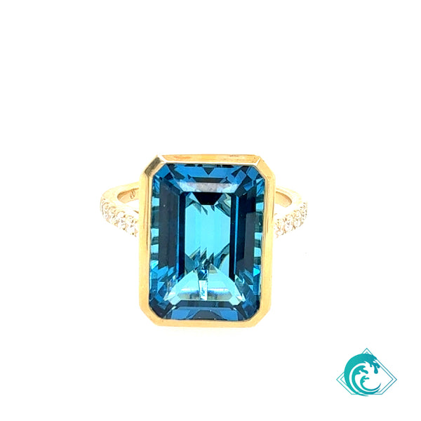 14KY Swiss Blue Topaz Bezel Ring