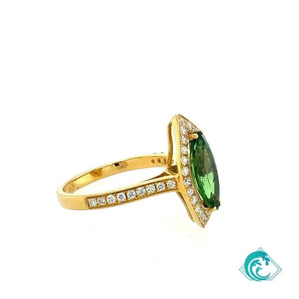 18KY Tsavorite Hoku Marquise Ring