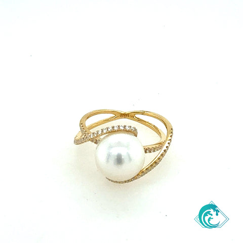 18KY White South Sea Pearl Maikai Ring