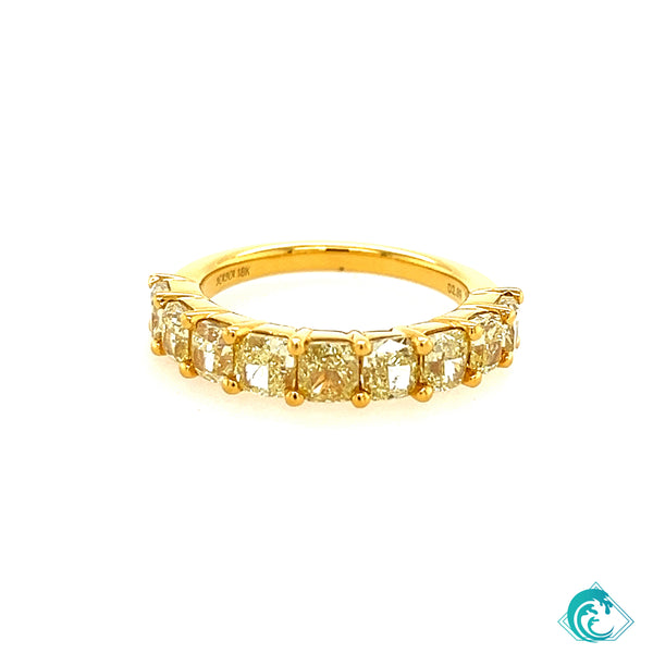 18KY Natural Fancy Oval Yellow Diamond Band