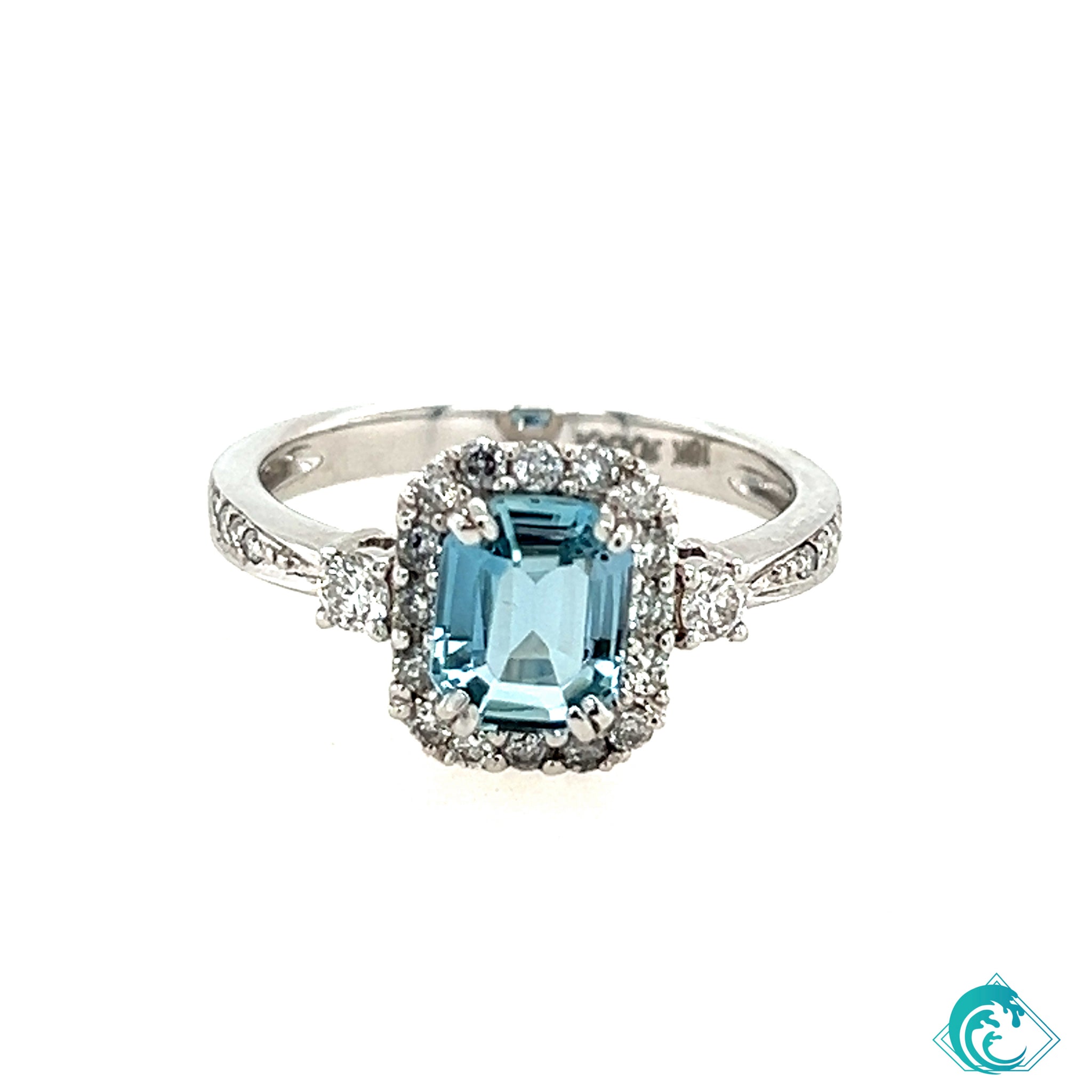 18KW Fancy Aquamarine Diamond Ring