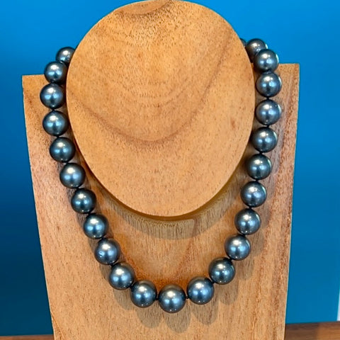 14KW Blue-Grey Tahitian Pearl Strand