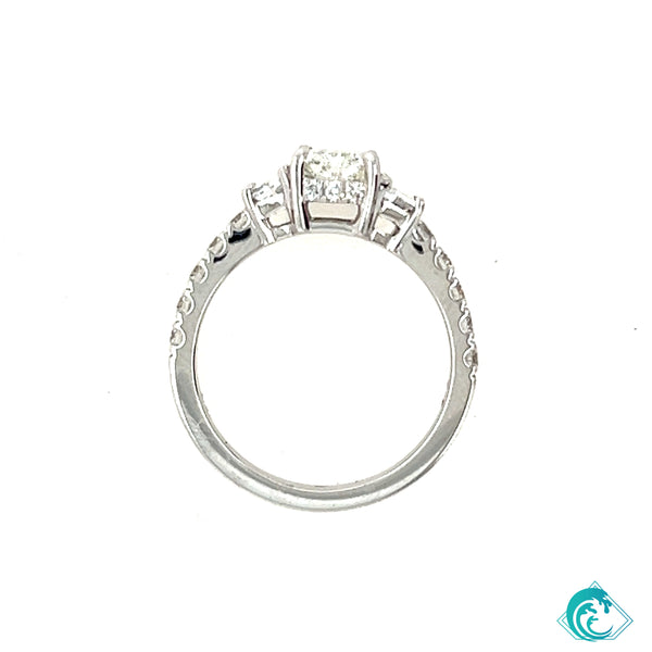 18KW Radiant Diamond Engagement Ring