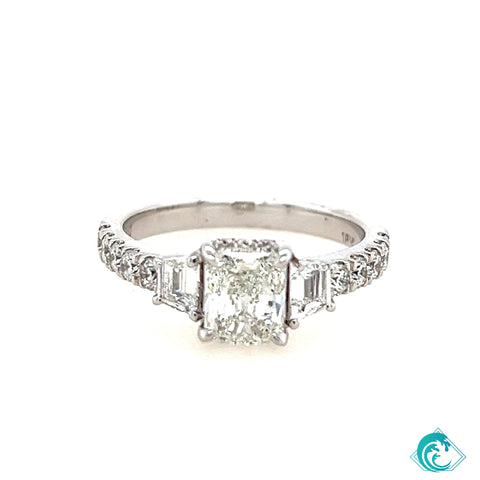 18KW Radiant Diamond Engagement Ring