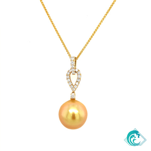 18KY Golden Indonesian Pearl Lumahai Pendant