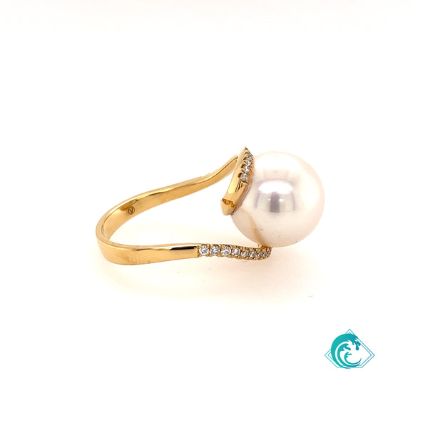 18K YG Australian Pearl & Diamond Ring