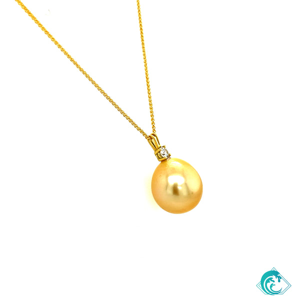 18KY Golden Indonesian Pearl Drop Pendant