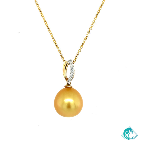 14KY Golden Indonesian Pearl Diamond Pendant